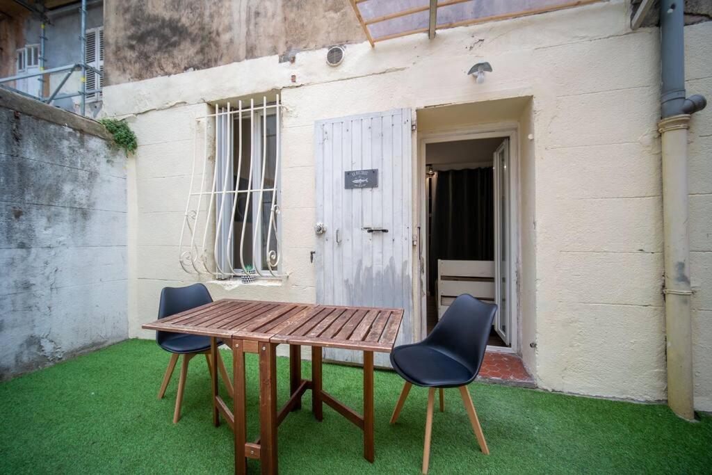 Fully Equiped Wifi Apartment Sleeps 6 Marsilia Exterior foto