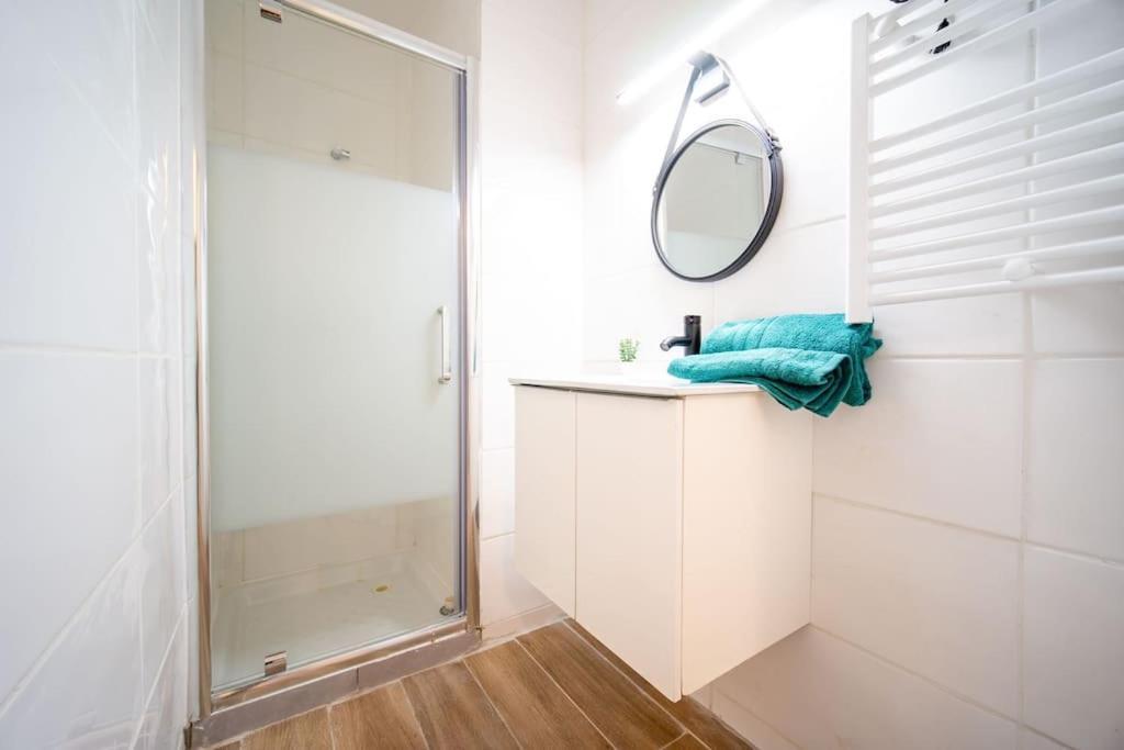 Fully Equiped Wifi Apartment Sleeps 6 Marsilia Exterior foto